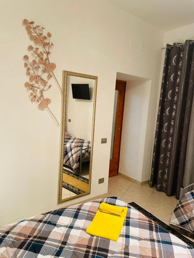 Apartament Casa Dei Fiori 3 Somma Lombardo Zewnętrze zdjęcie